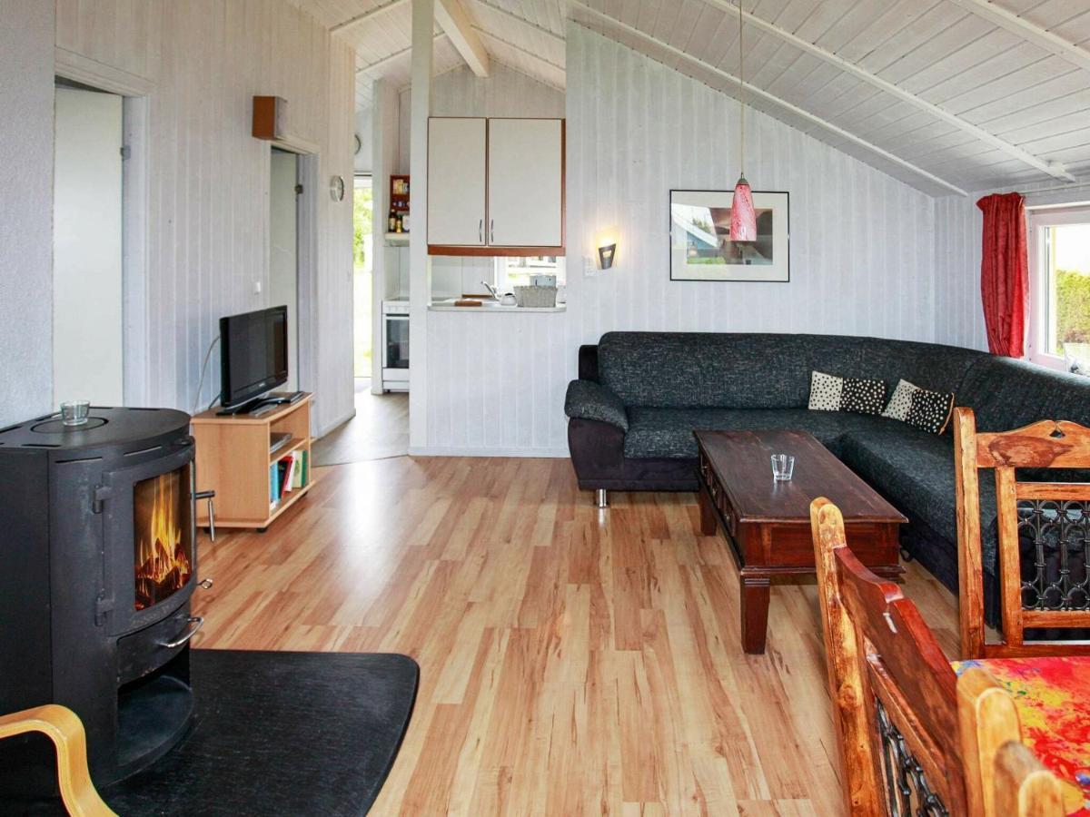 6 Person Holiday Home In Gelting Habitación foto