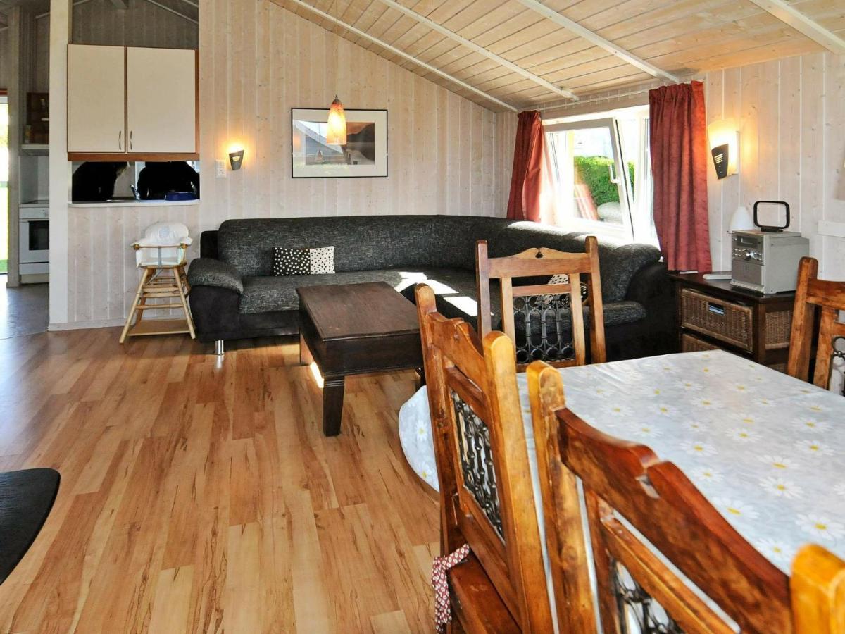 6 Person Holiday Home In Gelting Habitación foto